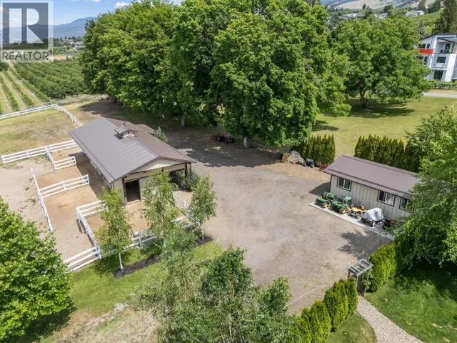 1052 Webster Road, Kelowna, British Columbia V1P1C2