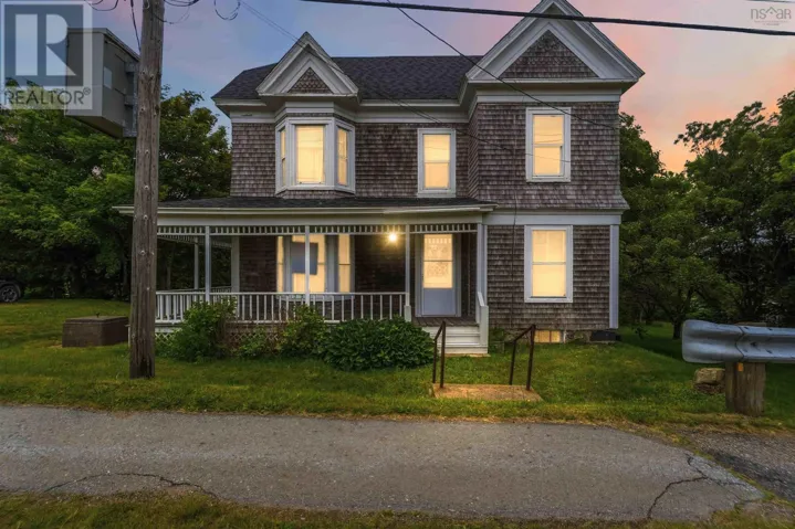1843 Highway 1, Church Point, Nova Scotia B0W1M0