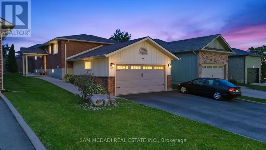 7570 NADIA COURT, Niagara Falls (Casey), Ontario L2J4K6