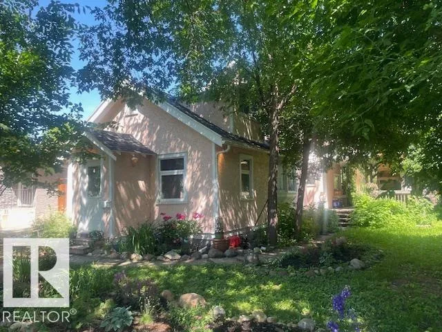 10113 88 ST NW NW, Edmonton, Alberta T5H1N9