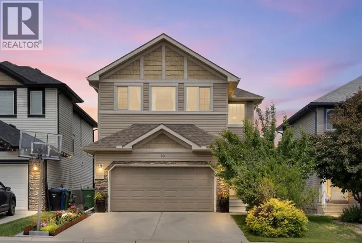 70 Everwoods Park SW, Calgary, Alberta T2Y0G3
