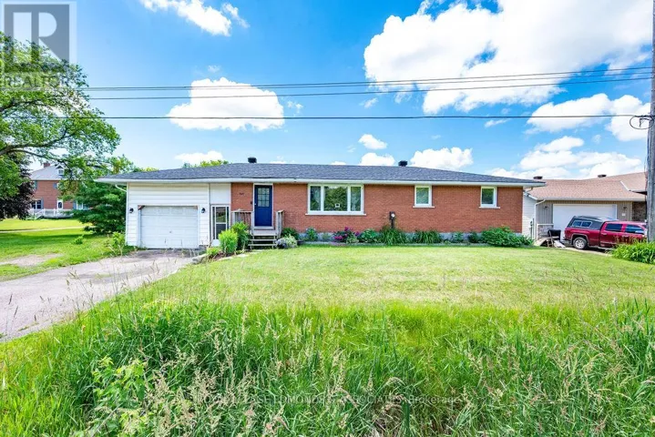 140 MUD LAKE ROAD, Pembroke, Ontario K8A6W4