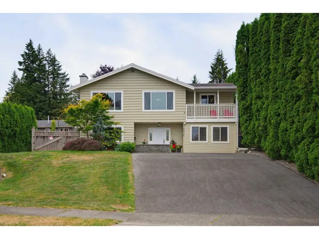 19978 50A AVENUE, Langley, British Columbia V3A6S1