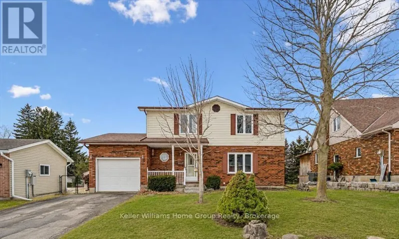 28 EDWARD STREET, Mapleton, Ontario N0G1P0