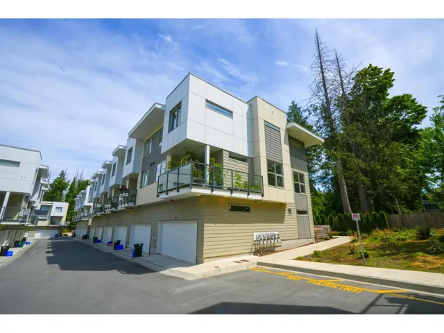 38 12585 104A AVENUE, Surrey, British Columbia V3V0G7