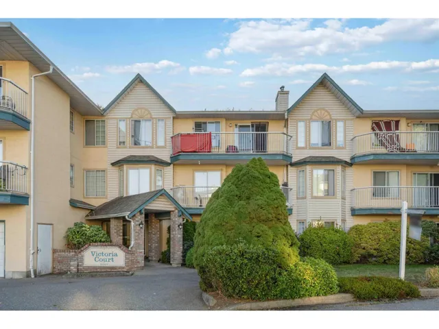 206 2567 VICTORIA STREET, Abbotsford, British Columbia V2T2T4