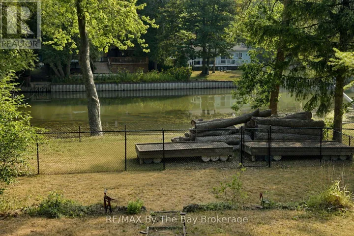 780