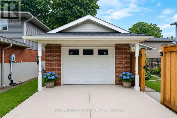 780