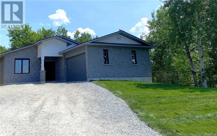 2210 Treeview Road, Sudbury, Ontario P3E5C5