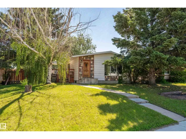 5017 45 ST, Cold Lake, Alberta T9M1Z2