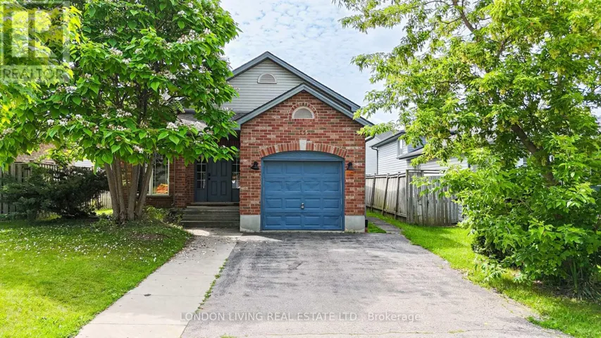 165 THURMAN CIRCLE, London East (East D), Ontario N5V4Z1