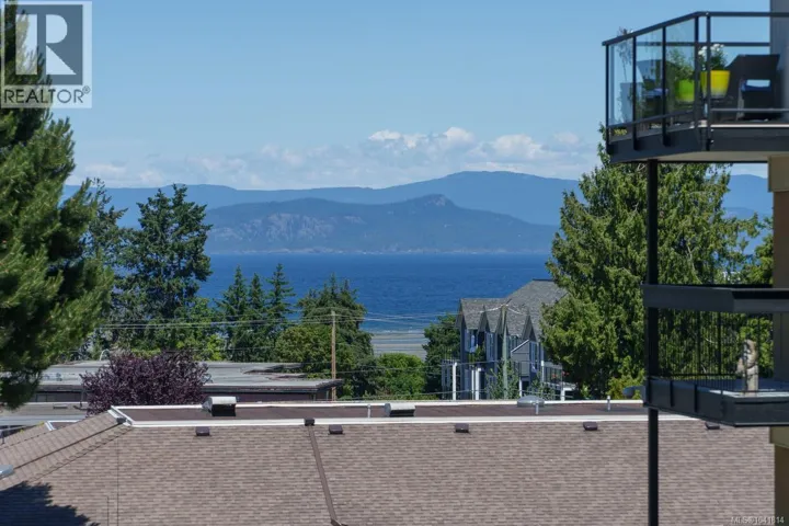 301 255 Hirst Ave, Parksville, British Columbia V9P1P5