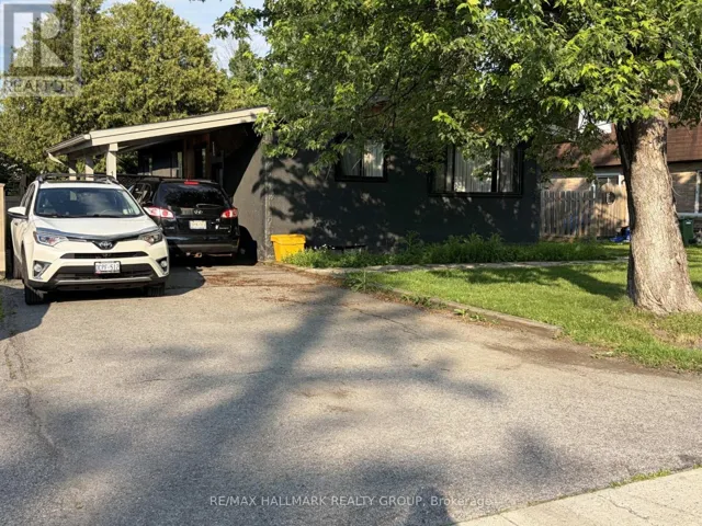 1415 MAXIME ROAD, Ottawa, Ontario K1B4E7