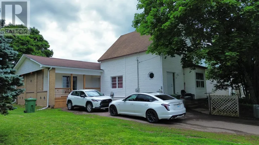 10 Morris Street, Springhill, Nova Scotia B0M1X0