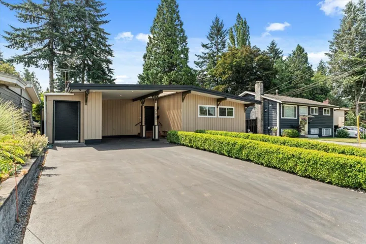 34282 CEDAR AVENUE, Abbotsford, British Columbia V2S2W2
