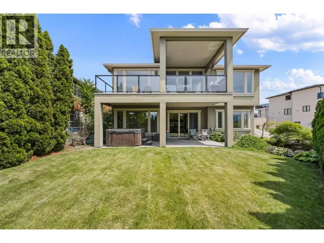 1090 Hume Avenue, Kelowna, British Columbia V1P1P2