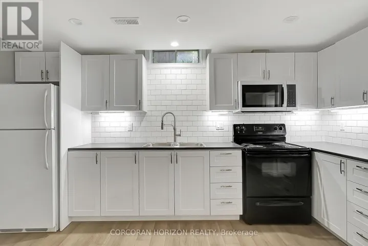 LOWER - 43 HOLM STREET, Cambridge, Ontario N2C3N3