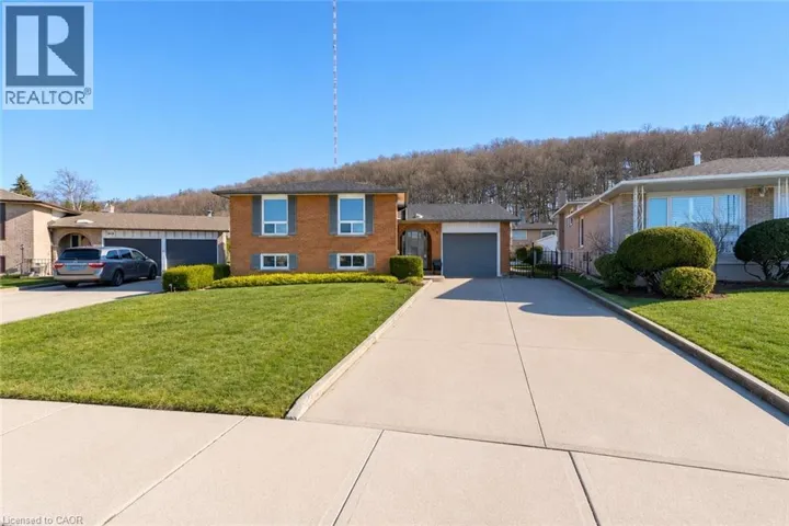 134 MARCELLA Crescent Unit# B, Hamilton, Ontario L8K6G3