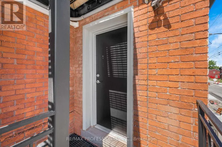 #3 - 388 WILSON STREET, Hamilton (Landsdale), Ontario L8L1S9