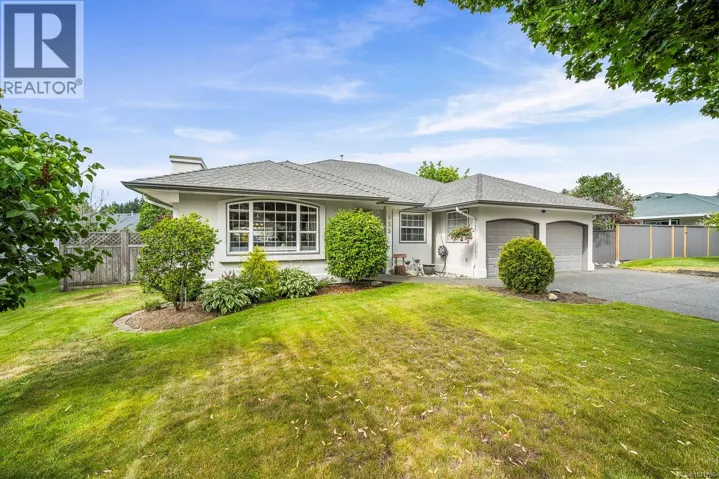 935 Elkhorn Ave, Courtenay, British Columbia V9N8Z2