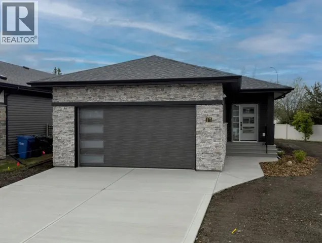 17 Tindale Place, Red Deer, Alberta T4P0T8