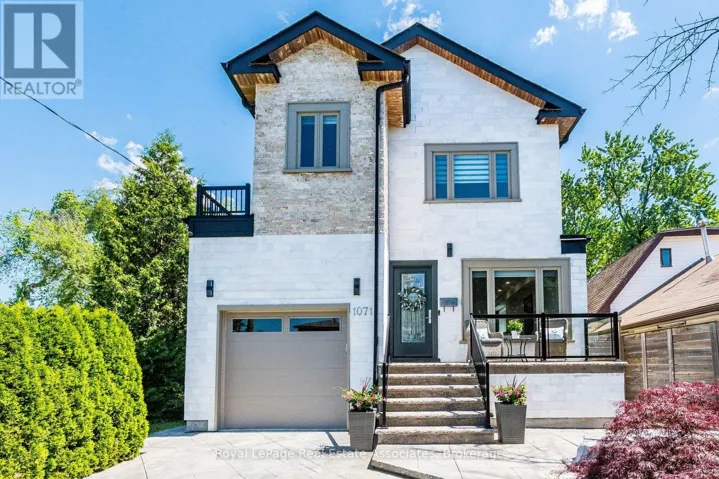 1071 WESTMOUNT AVENUE, Mississauga (Lakeview), Ontario L5E1X5
