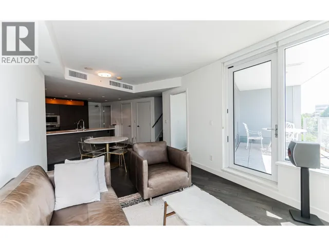 319 7468 LANSDOWNE ROAD, Richmond, British Columbia V7C0B7