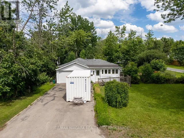 584 LAKEVIEW ROAD, Fort Erie (Crescent Park), Ontario L2A4W7