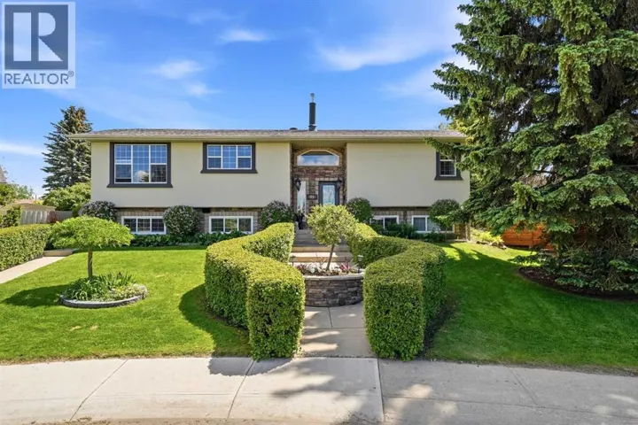 60 Brown Close, Red Deer, Alberta T4R1K4