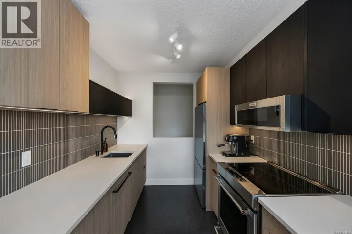 509 1030 Yates St, Victoria, British Columbia V8V5A7