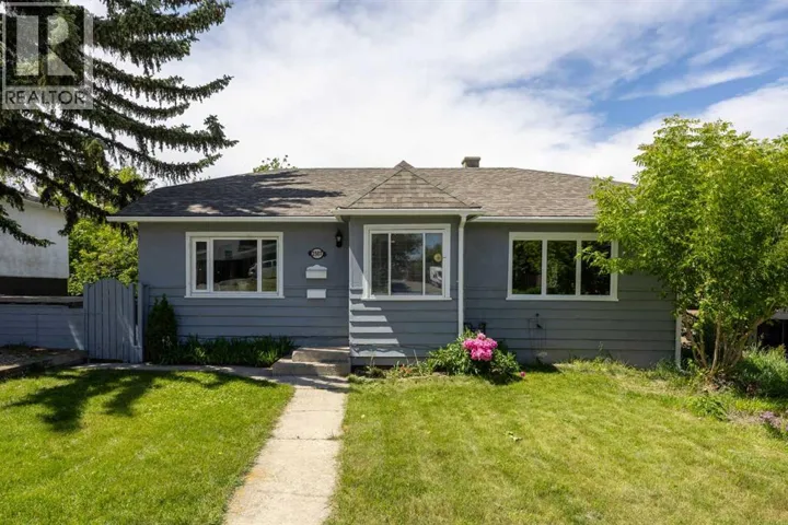 2507 15A Street SW, Calgary, Alberta T2T4B8