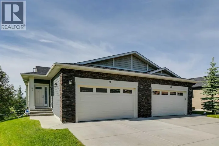 31 Sierra Morena Manor SW, Calgary, Alberta T3H1S9