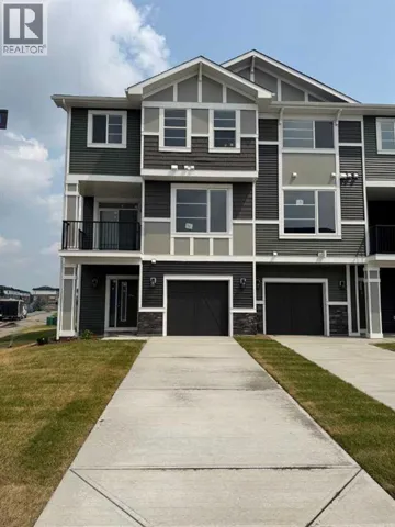 4 Waterford Glen, Chestermere, Alberta T1X2T8