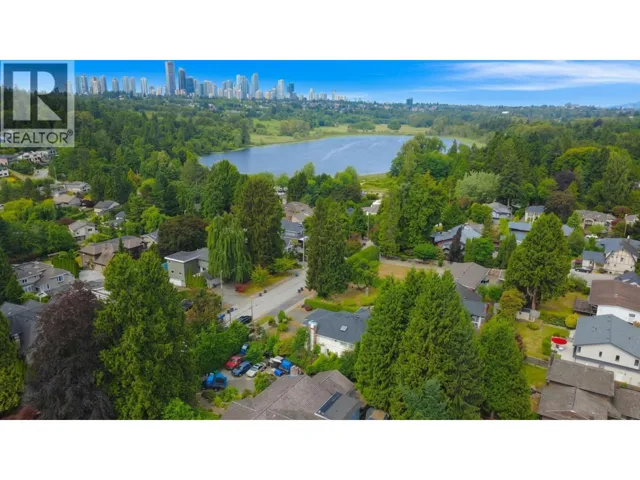5512 BUCKINGHAM AVENUE, Burnaby, British Columbia V5E2A1