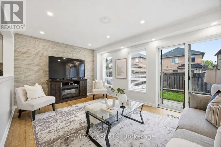 40 DILLS CRESCENT, Milton (DE Dempsey), Ontario L9T5P2