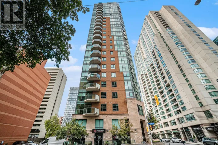 PH#4 - 445 LAURIER AVENUE W, Ottawa, Ontario K1N6R4