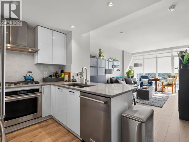 3603 1788 GILMORE AVENUE, Burnaby, British Columbia V5C0L5