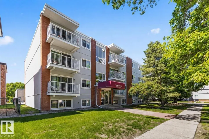 #306 10330 113 ST NW, Edmonton, Alberta T5K1P6