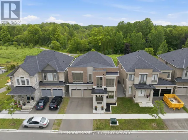 32 PRIORY DRIVE, Whitby, Ontario L1P0L1
