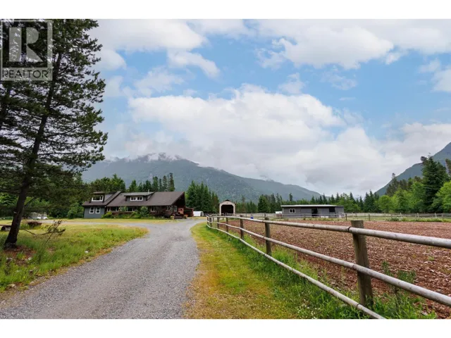 336 WILLIAMS CREEK AVENUE, Terrace, British Columbia V8G0G5