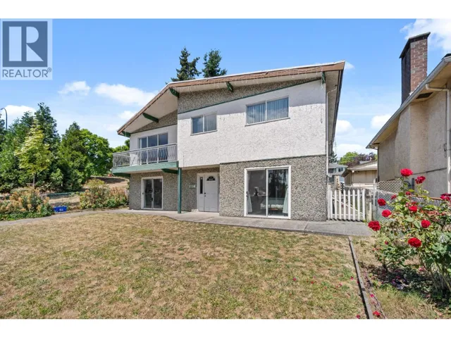 1457 SE MARINE DRIVE, Vancouver, British Columbia V5P2R3