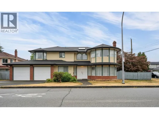 8511 ASH STREET, Richmond, British Columbia V6Y2S5