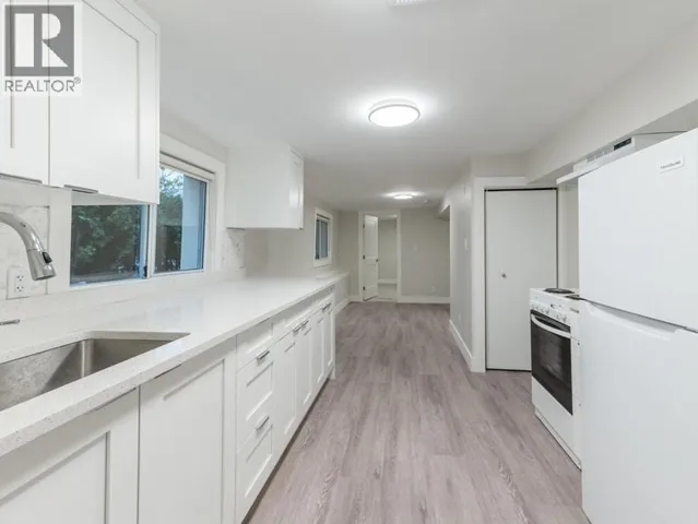3403 CAROLINA STREET, Vancouver, British Columbia V5V4B3
