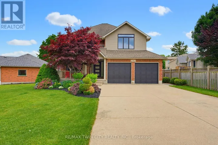 9 BURNSIDE DRIVE, North Dumfries, Ontario N0B1E0