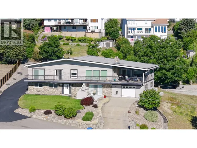 6076 Beatrice Road, Peachland, British Columbia V0H1X0