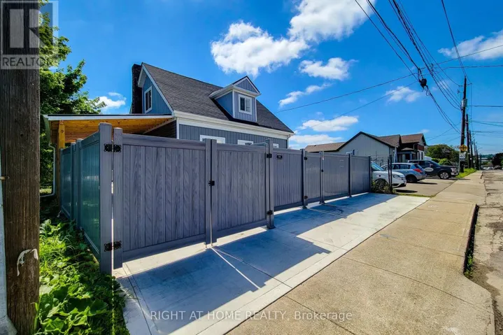 78 HILLYARD STREET, Hamilton (Industrial Sector), Ontario L8L6B4
