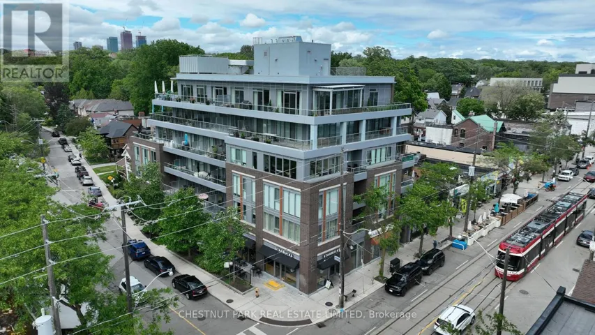 LPH3 - 1960 QUEEN STREET E, Toronto (The Beaches), Ontario M4L1H8