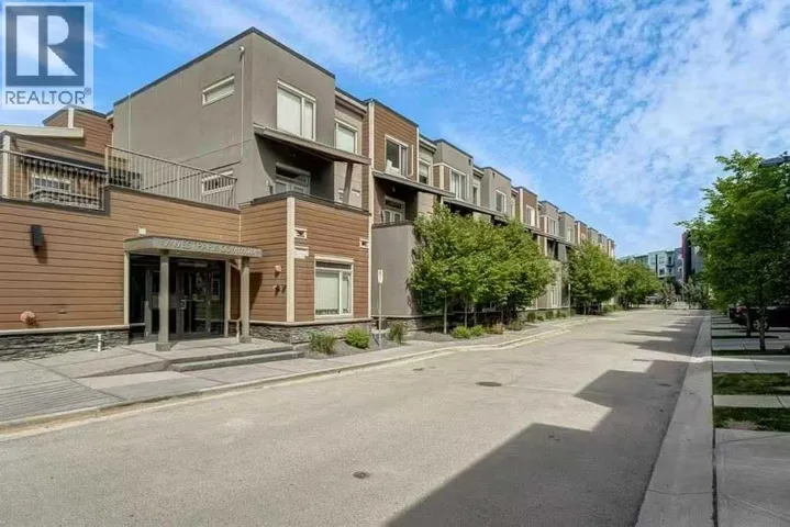 216, 10 Westpark Link SW, Calgary, Alberta T3H0Y5
