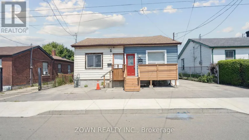 64 SHEAFFE STREET, Hamilton (Central), Ontario L8R2E9