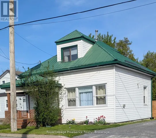 17 MEYERS STREET, Quinte West (Trenton Ward), Ontario K8V1W5